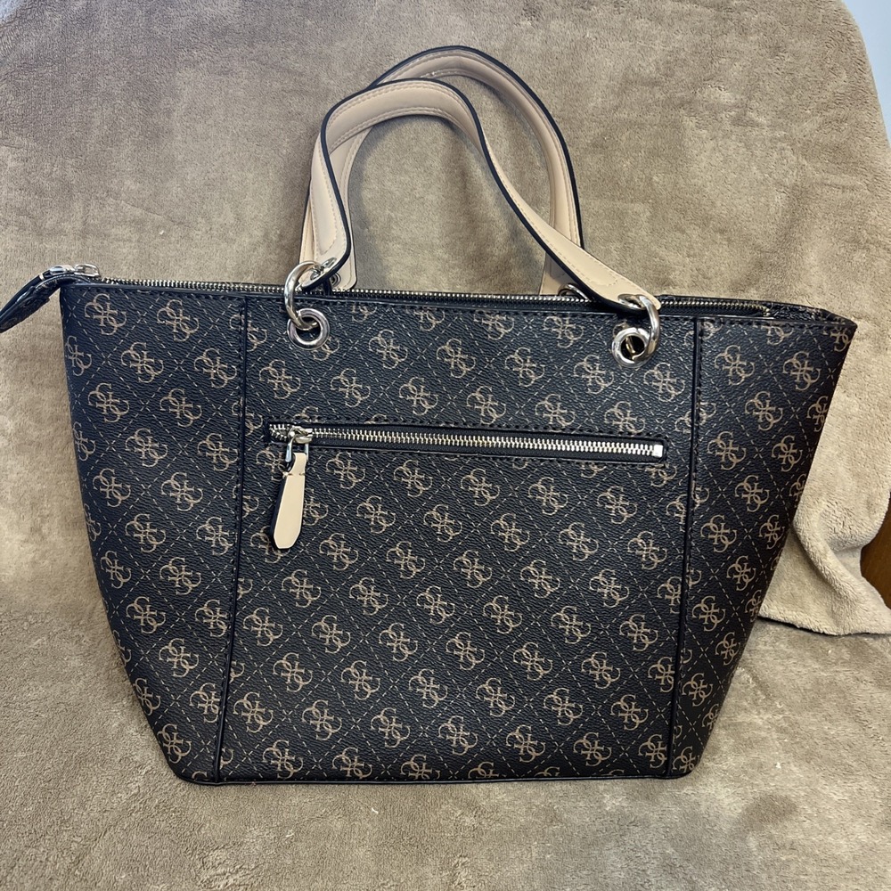 GUESS Kamryn Tote Bag Brown SG669123‎ F-60